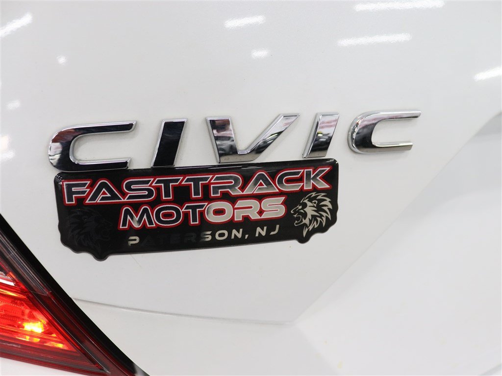 Used 2018 Honda Civic EX-T image 9