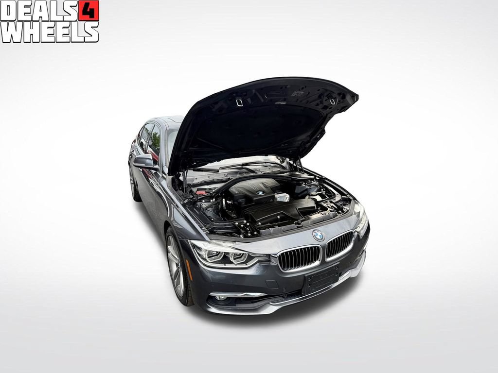 Used 2016 BMW 328i xDrive Sedan AWD/4WD image 4