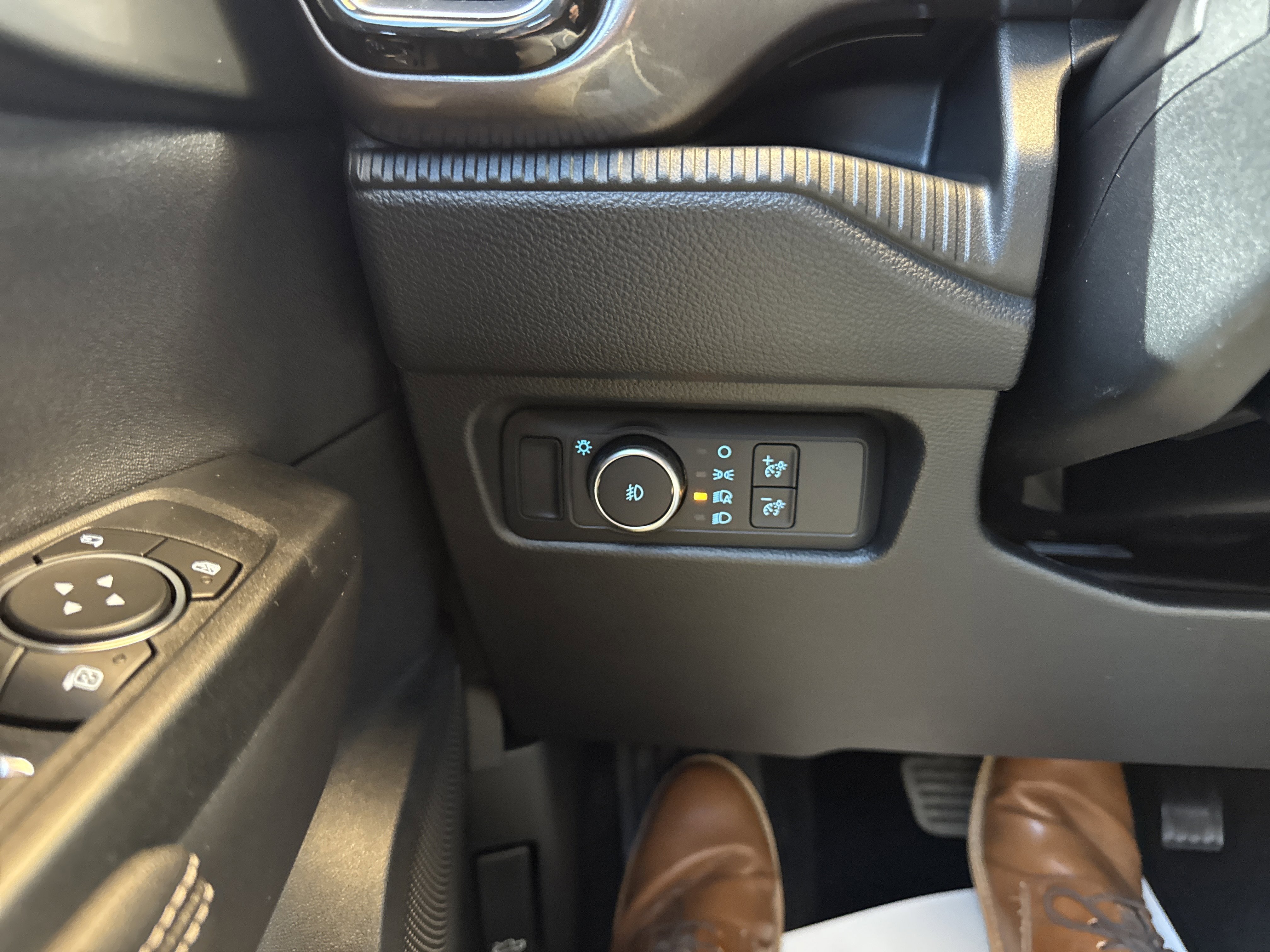 New 2025 Ford Ranger Lariat w/ FX4 Off-Road Package image 30