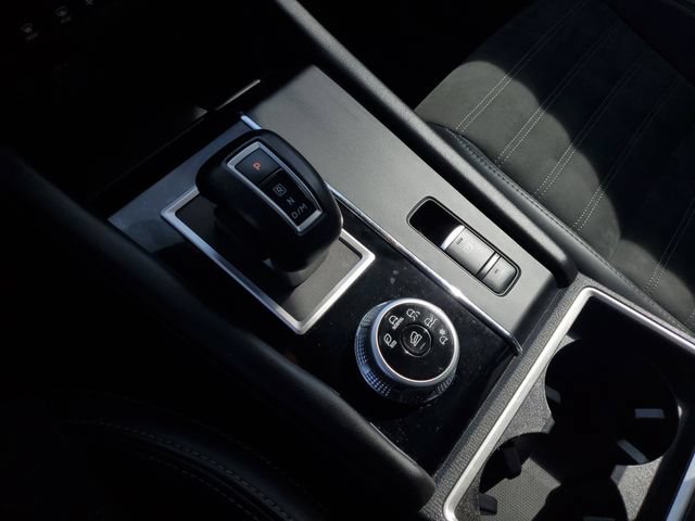 Used 2024 Mitsubishi Outlander SE FWD image 22
