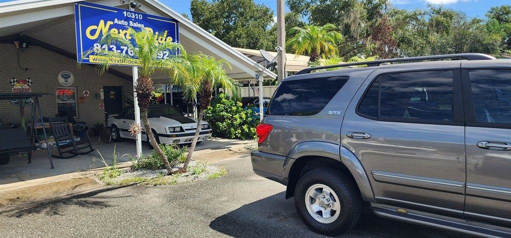 Used 2006 Toyota Sequoia SR5 RWD image 9