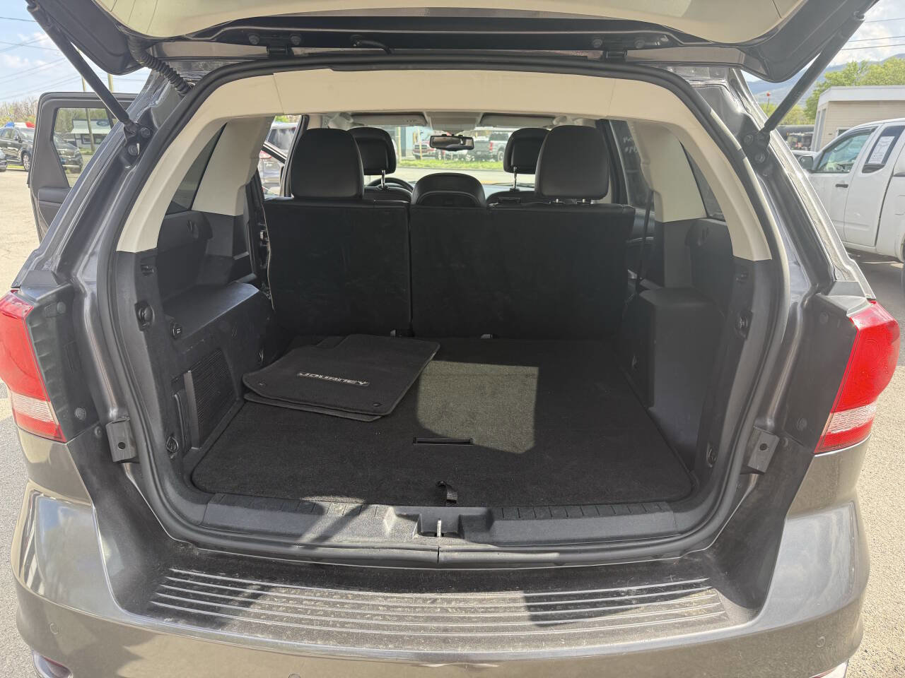 Used 2015 Dodge Journey R/T image 14