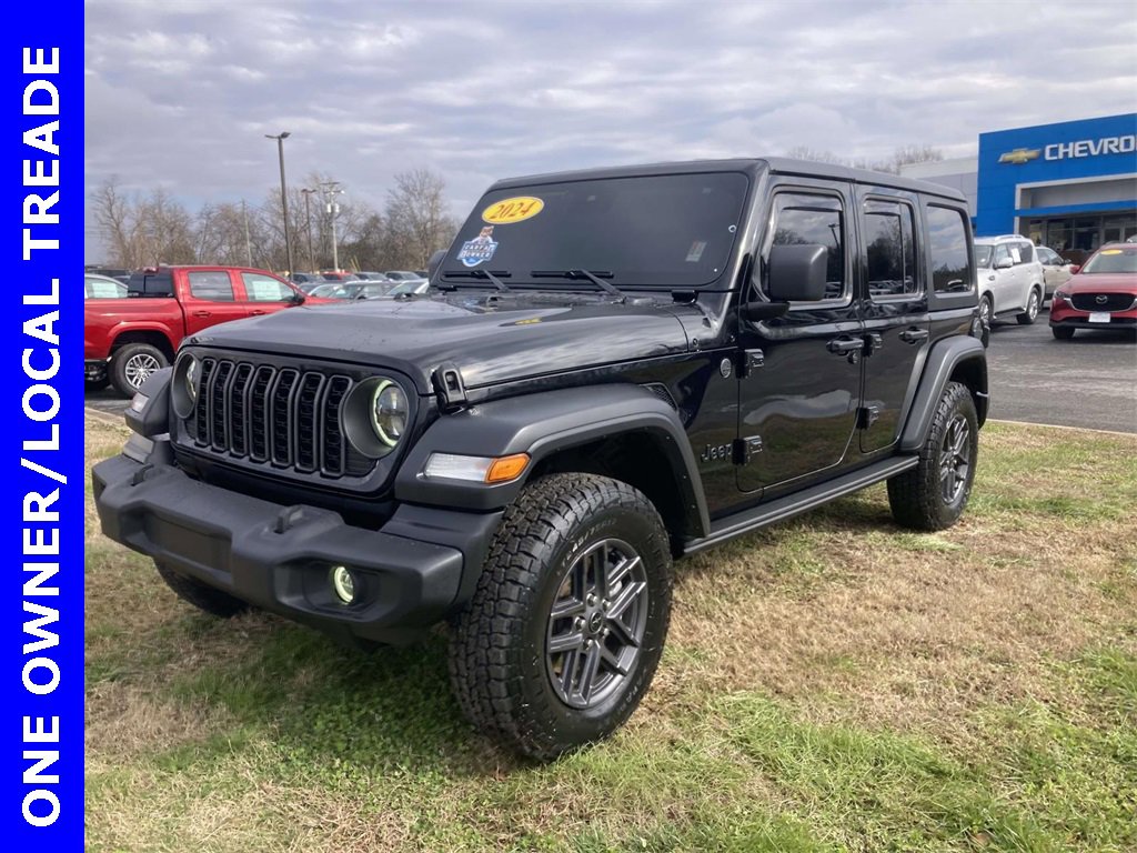 Used 2024 Jeep Wrangler Sport S image 8