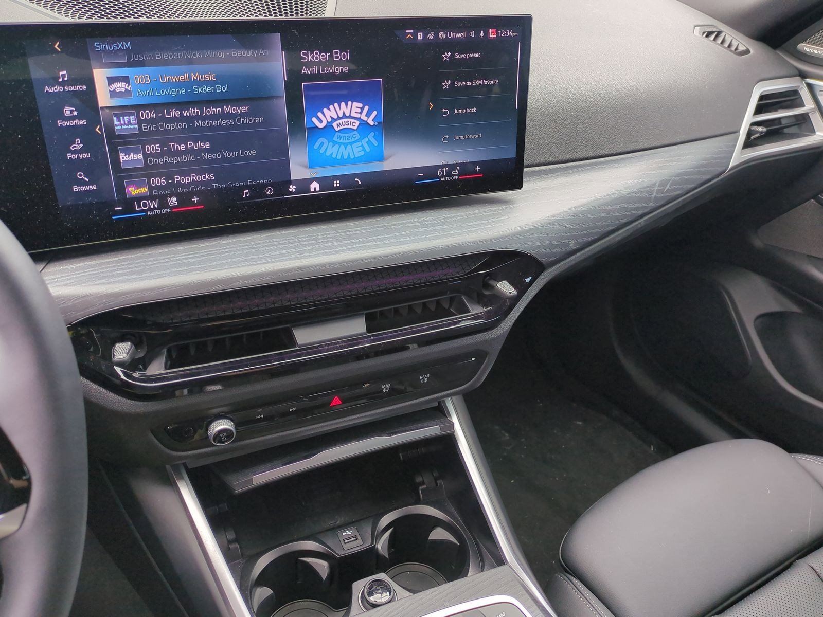 Used 2025 BMW i4 xDrive40i w/ Premium Package AWD/4WD image 30