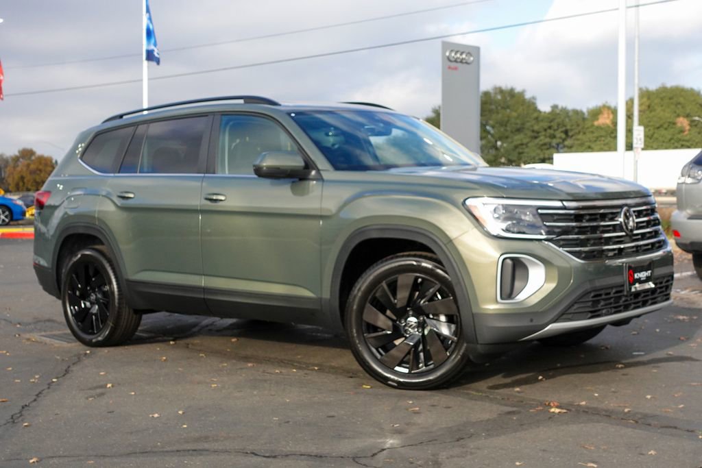 New 2026 Volkswagen Atlas SE image 3