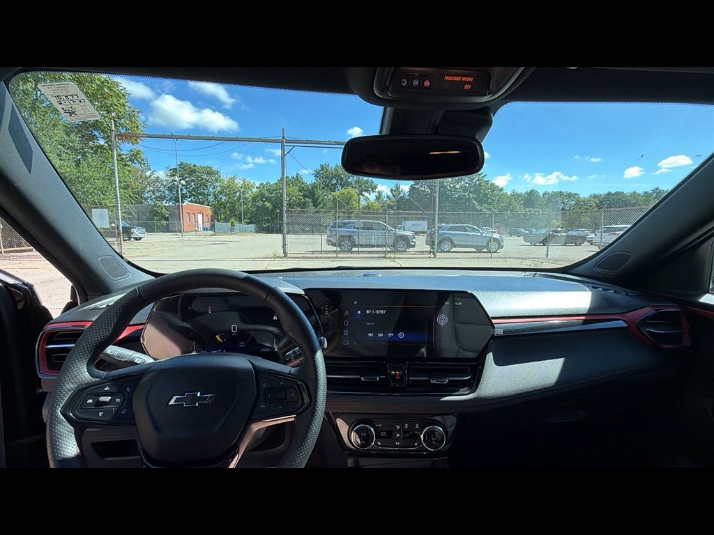 Used 2026 Chevrolet TrailBlazer RS w/ Convenience Package AWD/4WD image 10