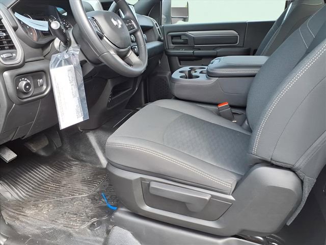 New 2026 RAM 5500 Tradesman w/ Chrome Appearance Group AWD/4WD image 13