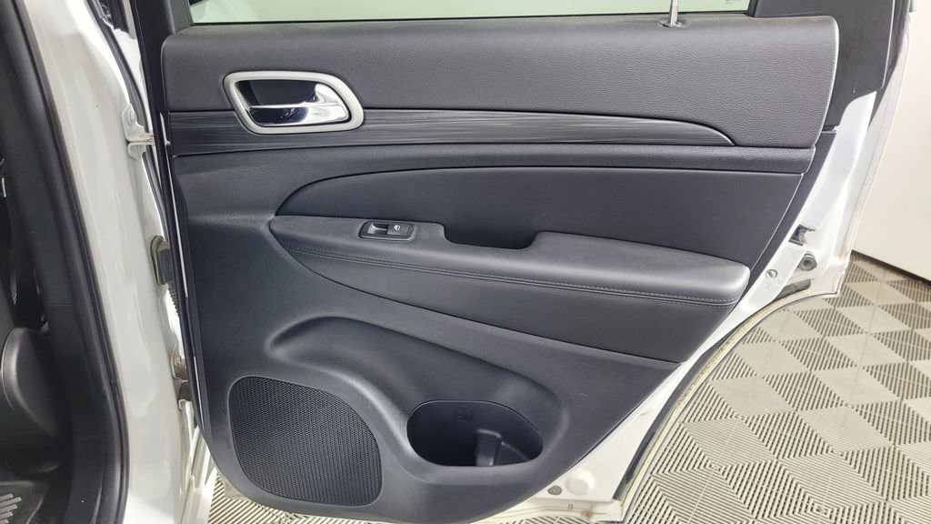 Used 2022 Jeep Grand Cherokee Laredo X image 36