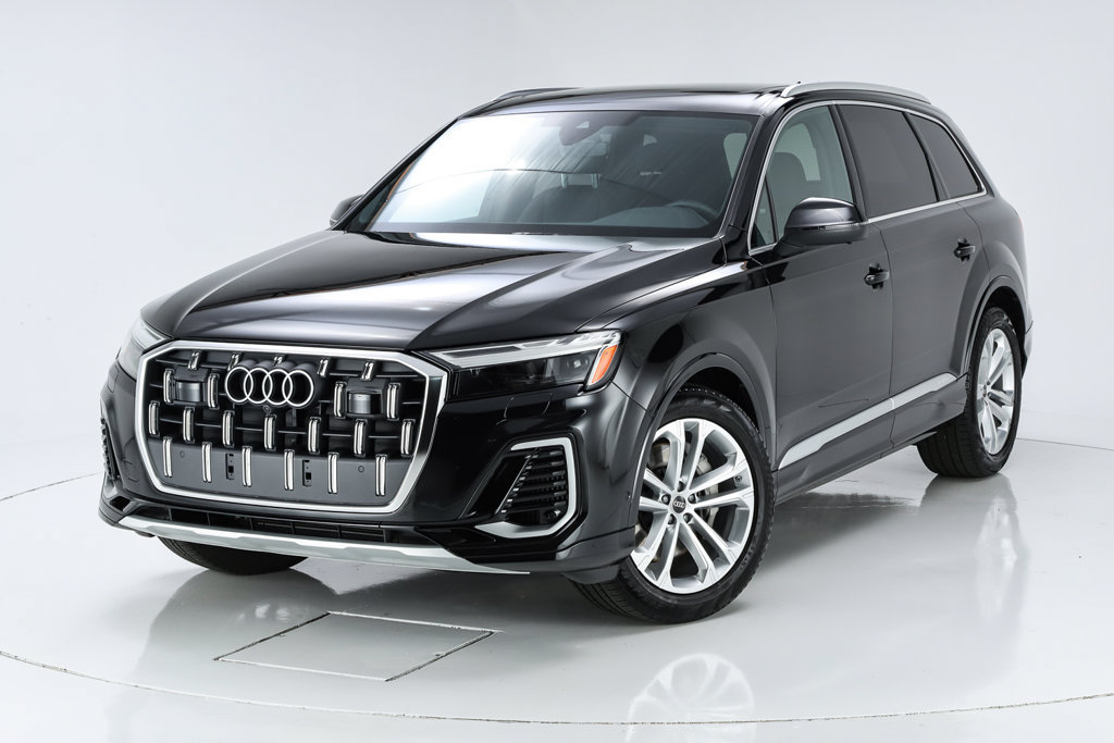 Used 2025 Audi Q7 3.0T Premium Plus AWD/4WD image 43