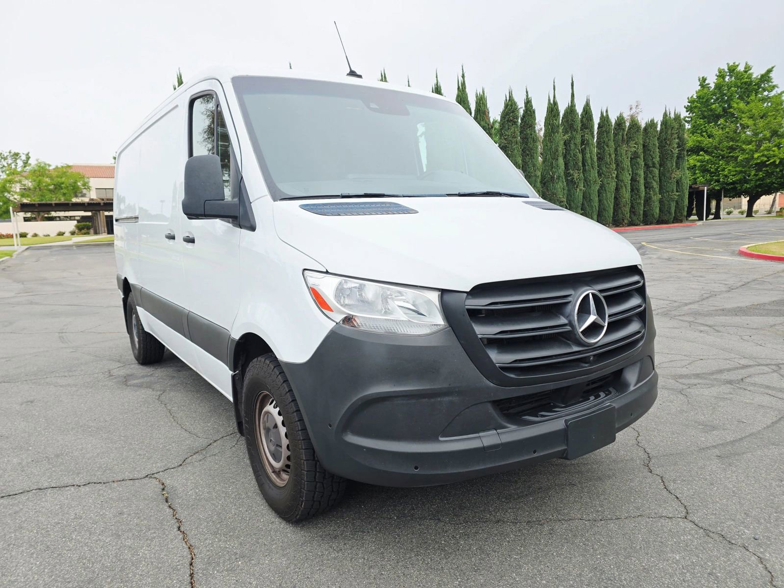 Used 2022 Mercedes-Benz Sprinter 1500 image 1