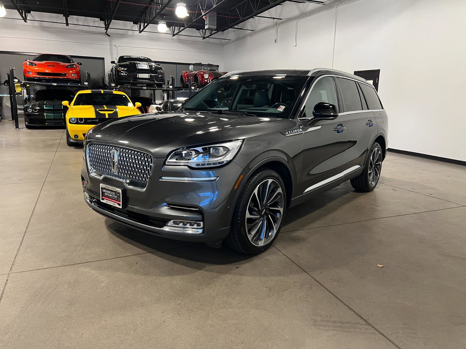 Used 2020 Lincoln Aviator Reserve w/ Equipment Group 202A image 7
