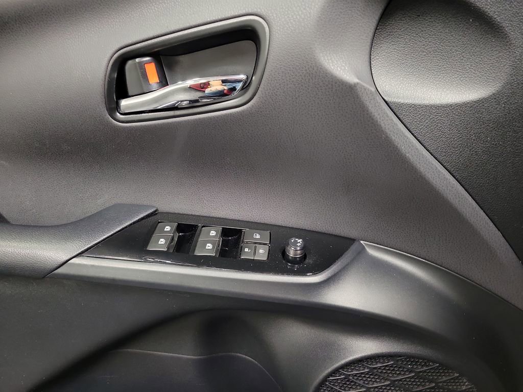 Used 2016 Toyota Prius Three image 18