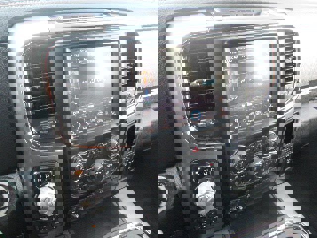 Used 2015 RAM 1500 Sport w/ Remote Start & Security Group image 16