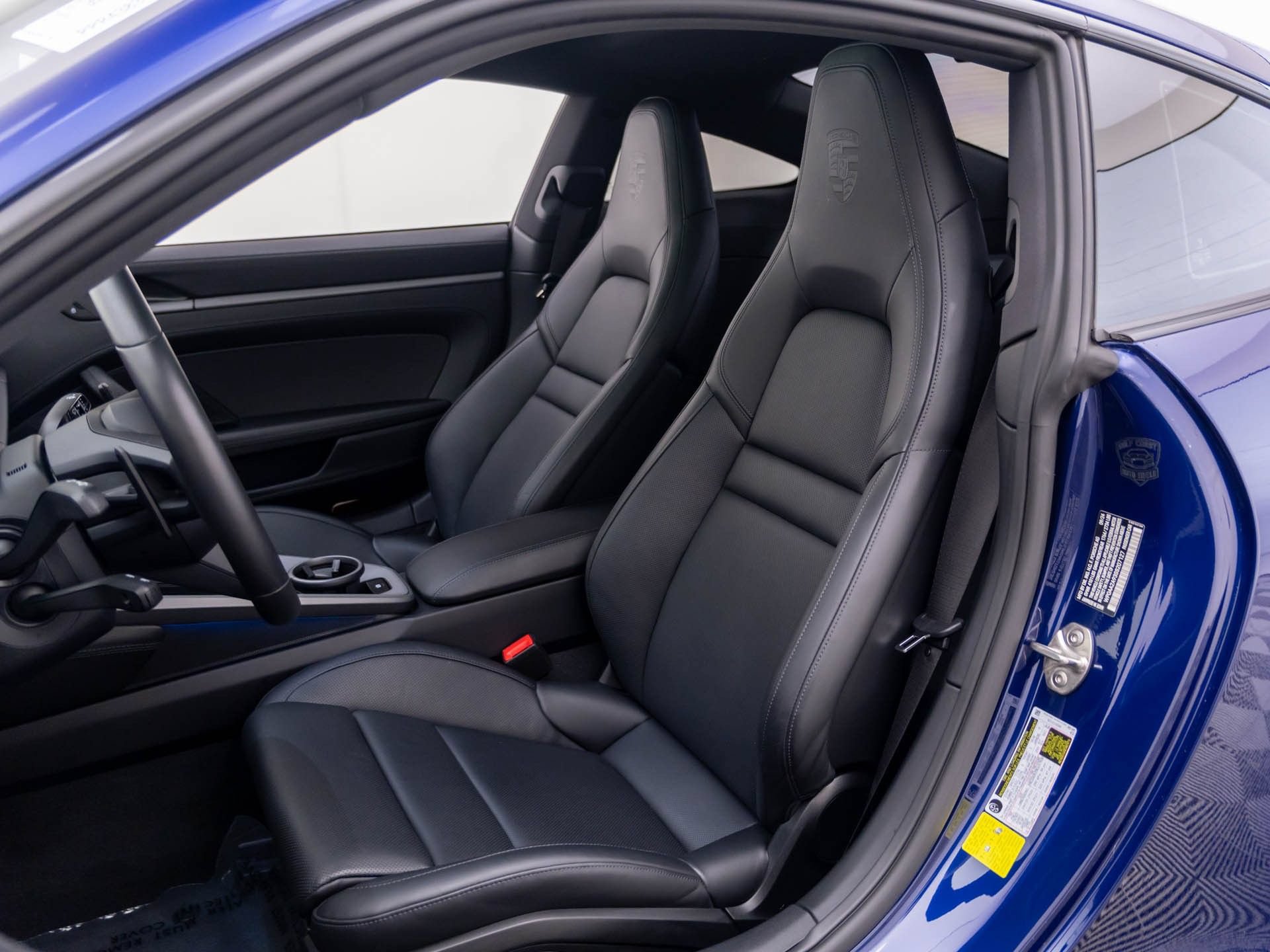Certified 2025 Porsche 911 Carrera RWD image 5