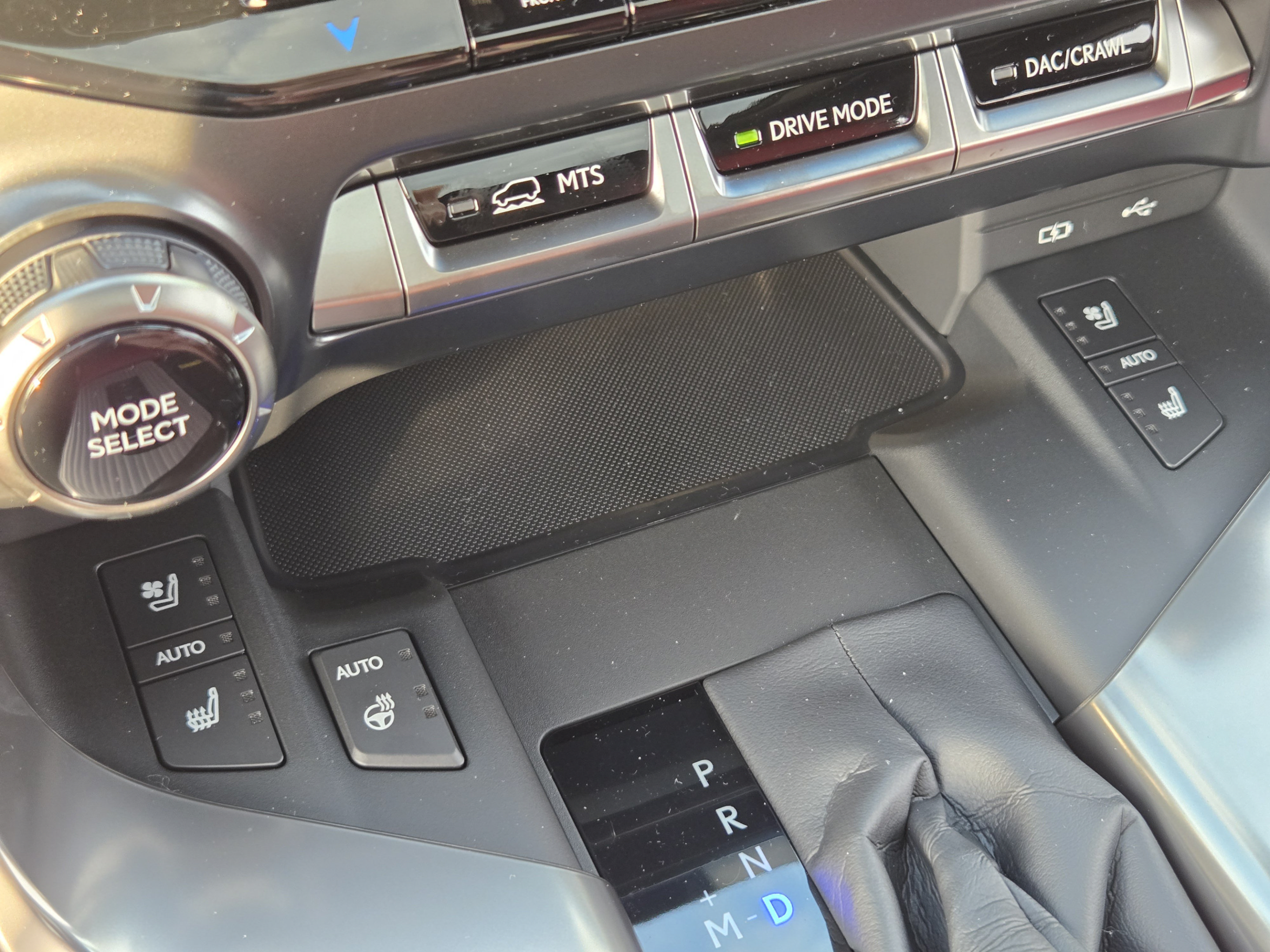 New 2026 Lexus LX 600 F Sport AWD/4WD image 18