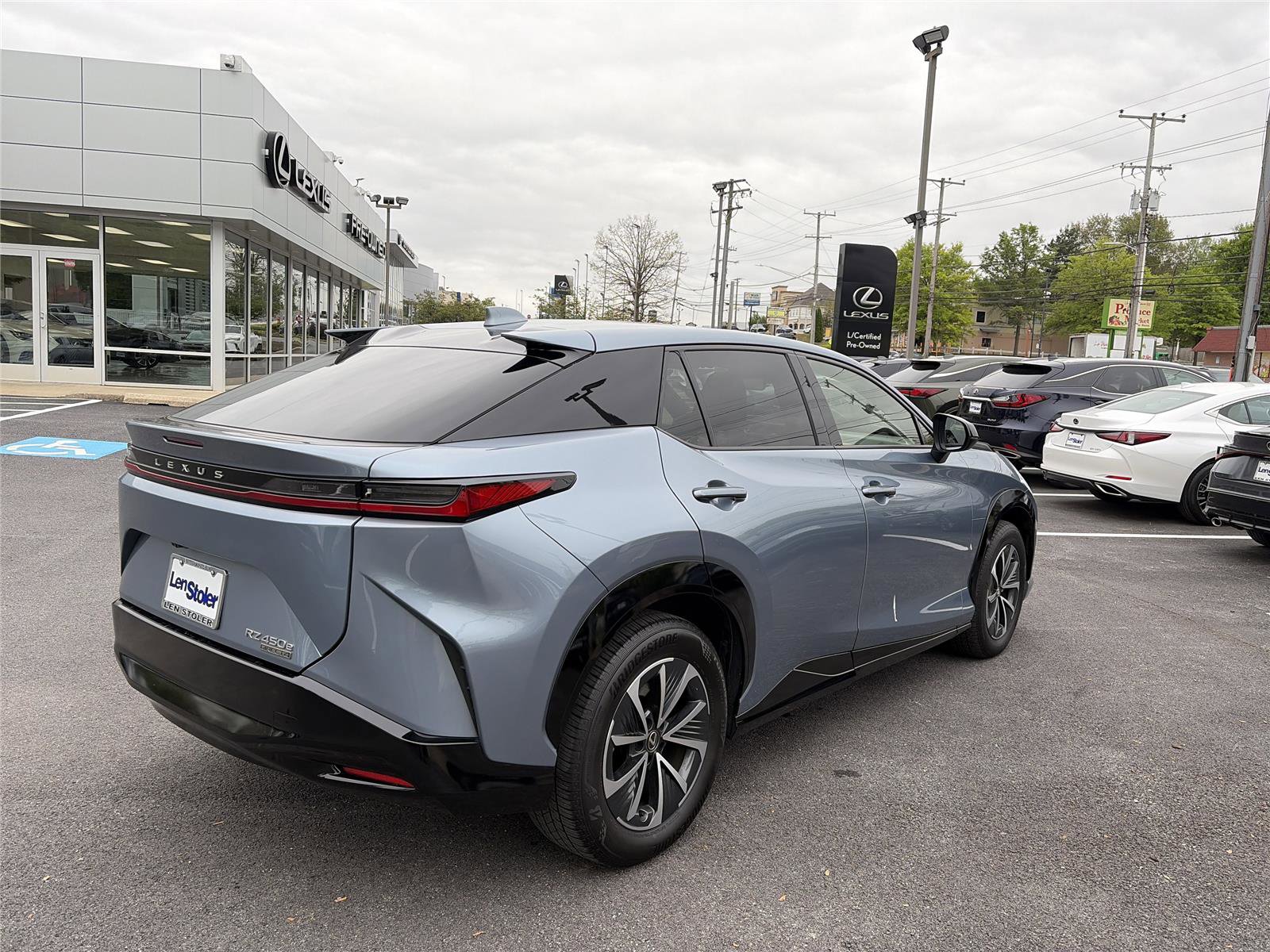 Used 2024 Lexus RZ 450e Premium w/ Accessory Package (Z1) AWD/4WD image 5
