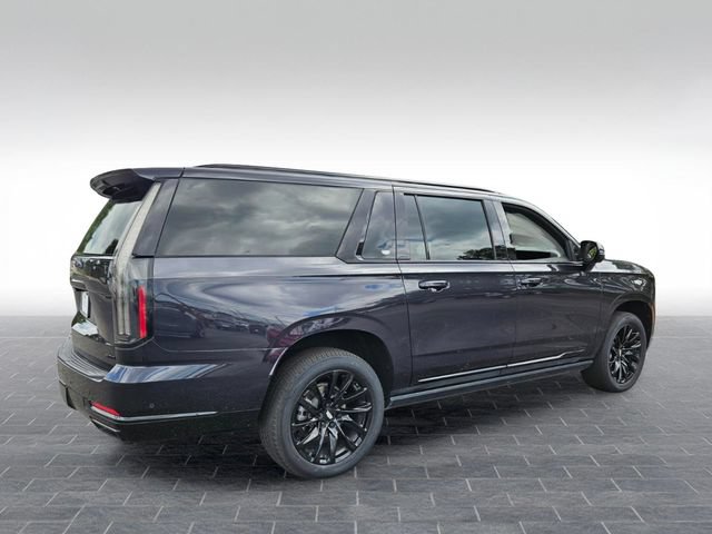 Certified 2025 Cadillac Escalade ESV Sport AWD/4WD image 5