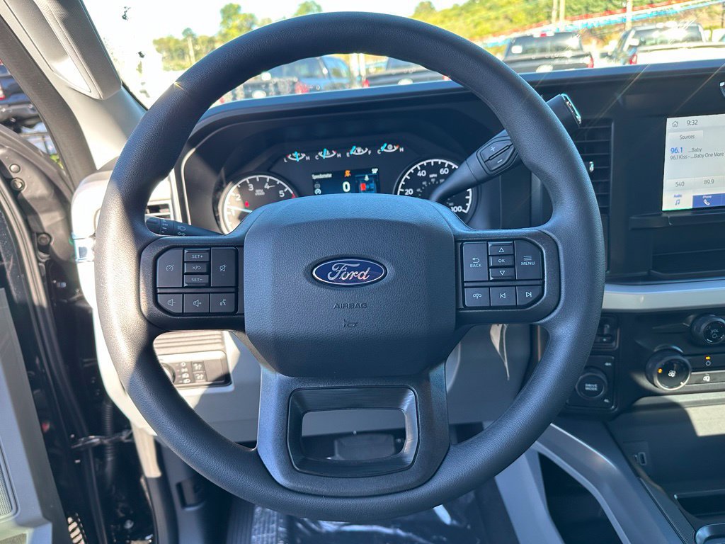 New 2027 Ford F250 XLT w/ F-250 >10K GVWR Package AWD/4WD image 8