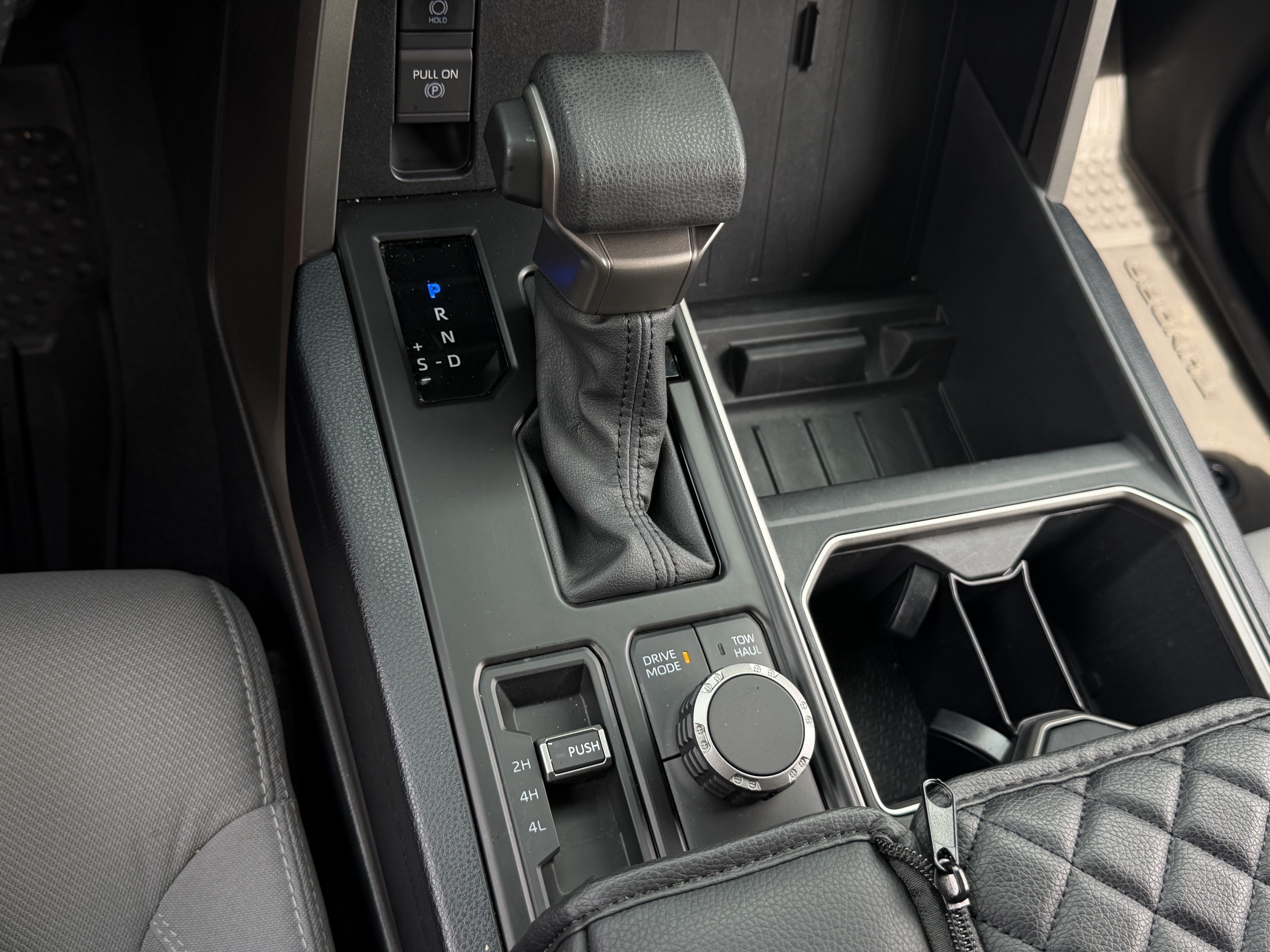 Used 2024 Toyota Tundra SR5 AWD/4WD image 27