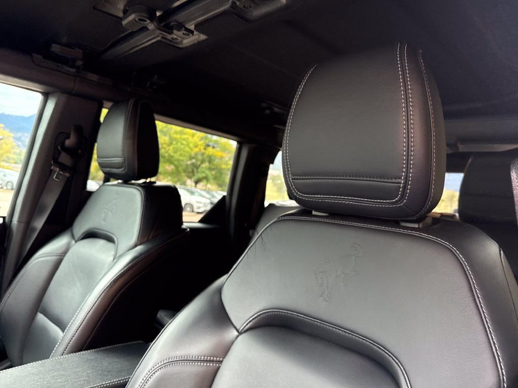 Used 2025 Ford Bronco Outer Banks w/ Sasquatch Package AWD/4WD image 14