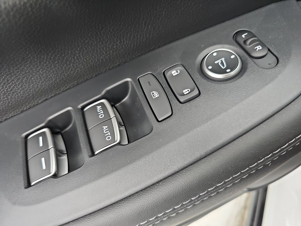 New 2027 Honda HR-V EX-L image 32