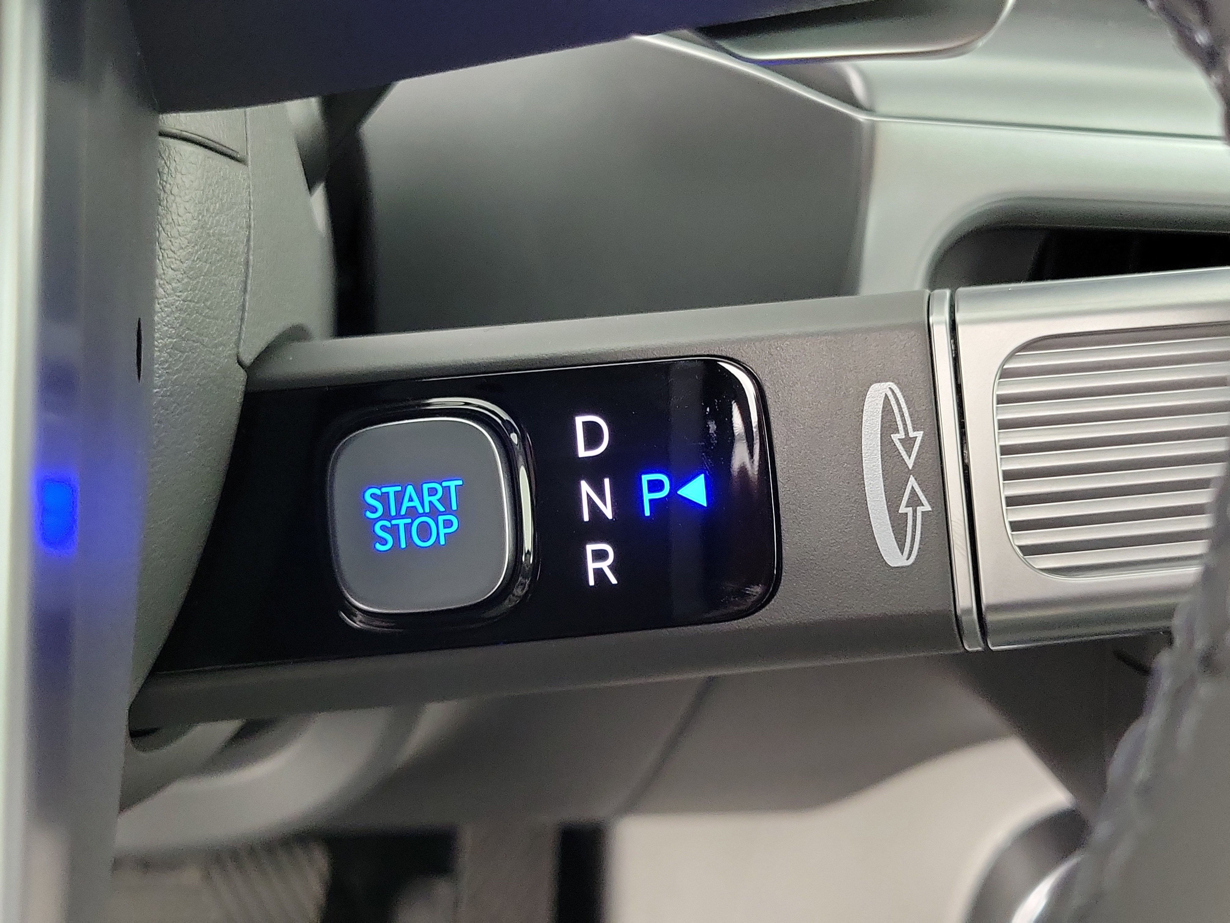 New 2026 Hyundai Ioniq 9 SEL image 17