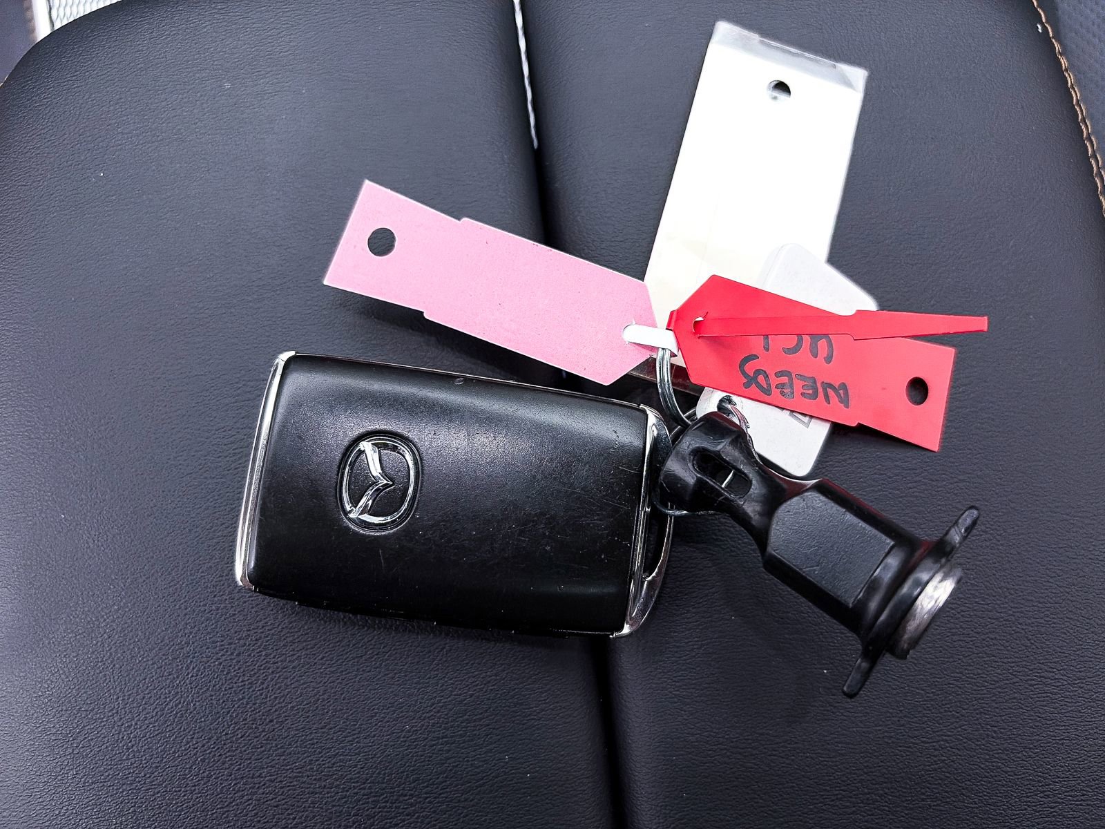 Certified 2026 MAZDA CX-90 3.3 Turbo w/ Preferred Package AWD/4WD image 28