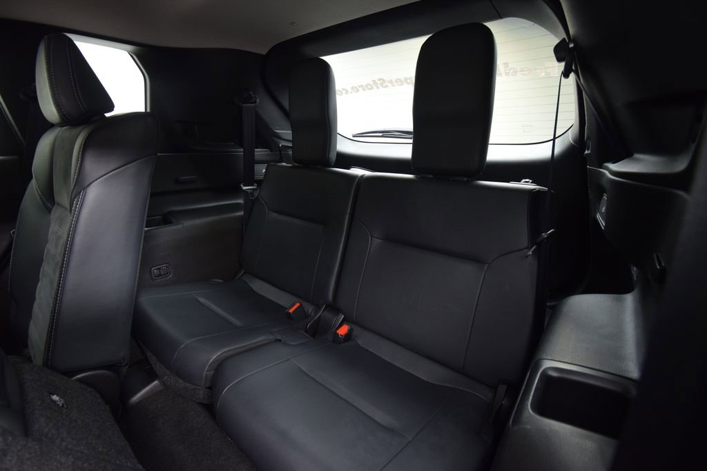 Used 2024 Mitsubishi Outlander SE Black Edition image 15