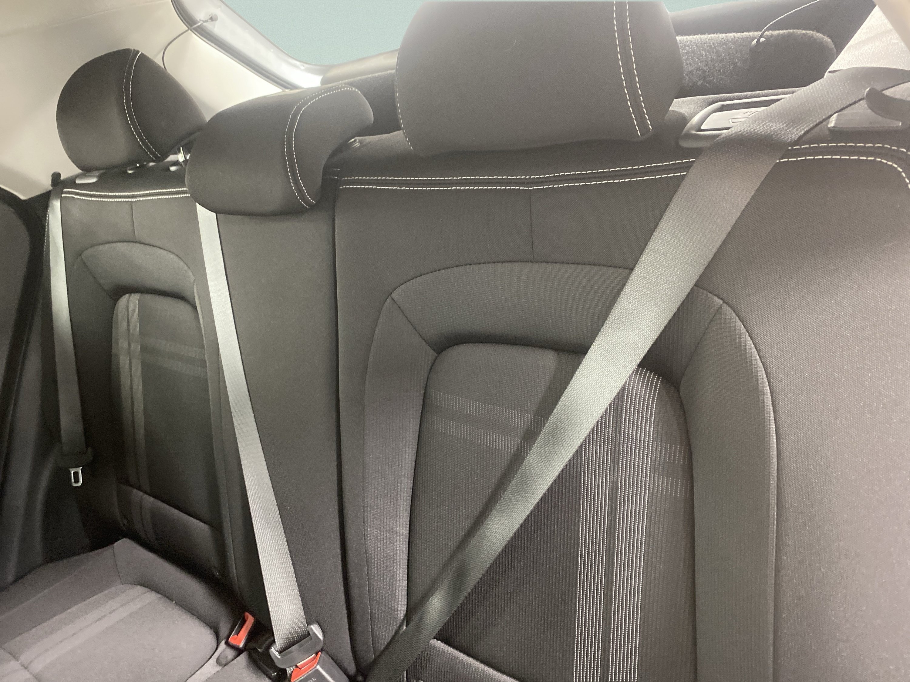 Used 2025 Hyundai Venue SEL FWD image 11