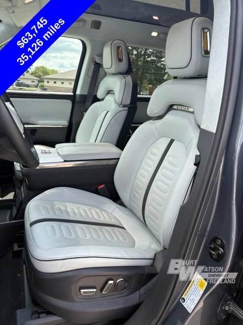 Used 2023 Rivian R1S Adventure AWD/4WD image 12