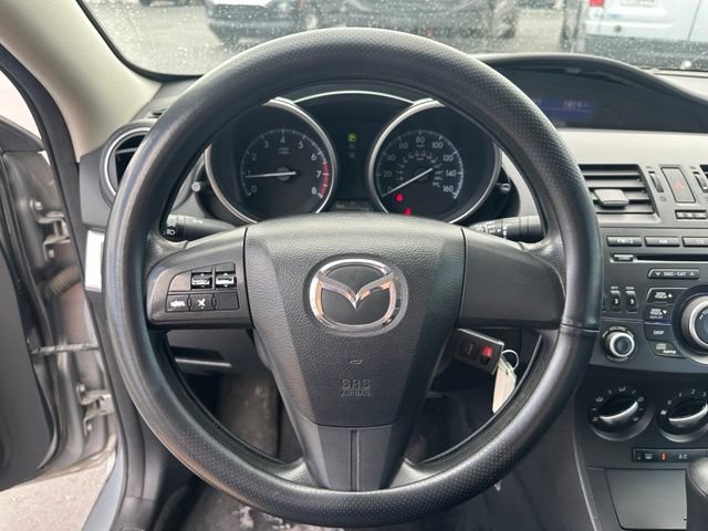 Used 2013 MAZDA MAZDA3 i SV w/ Convenience Pkg FWD image 19