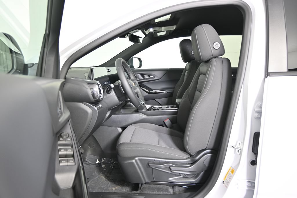 New 2026 Chevrolet Equinox LT w/ Safety and Technology Package AWD/4WD image 20