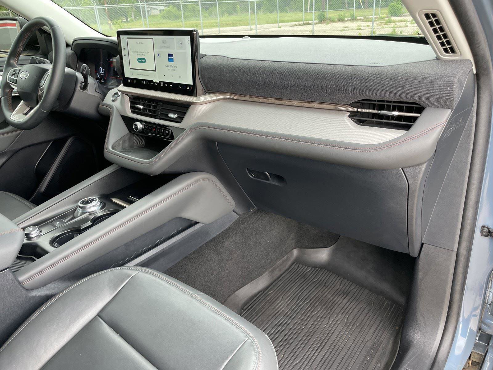 Used 2025 Ford Explorer Active w/ Active Comfort Package image 45