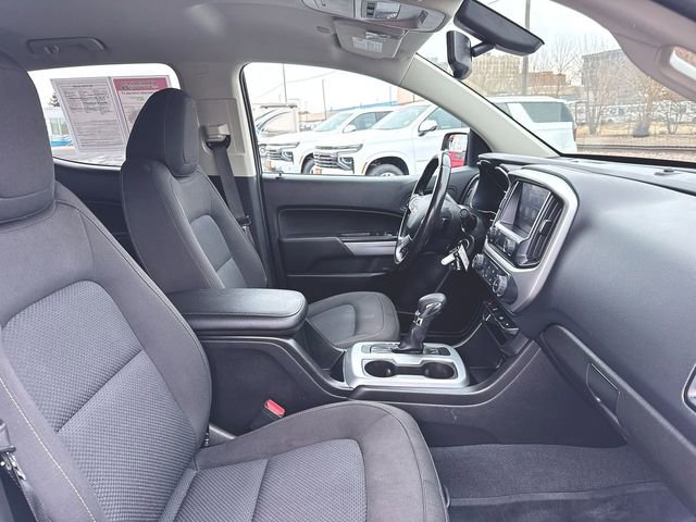 Used 2022 Chevrolet Colorado LT w/ LT Convenience Package image 24