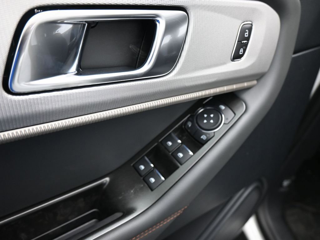 New 2026 Ford Explorer Active image 11