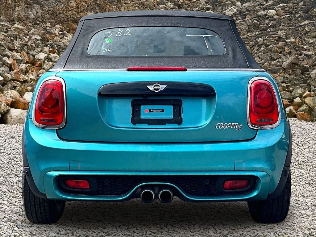 Used 2018 MINI Cooper S image 4