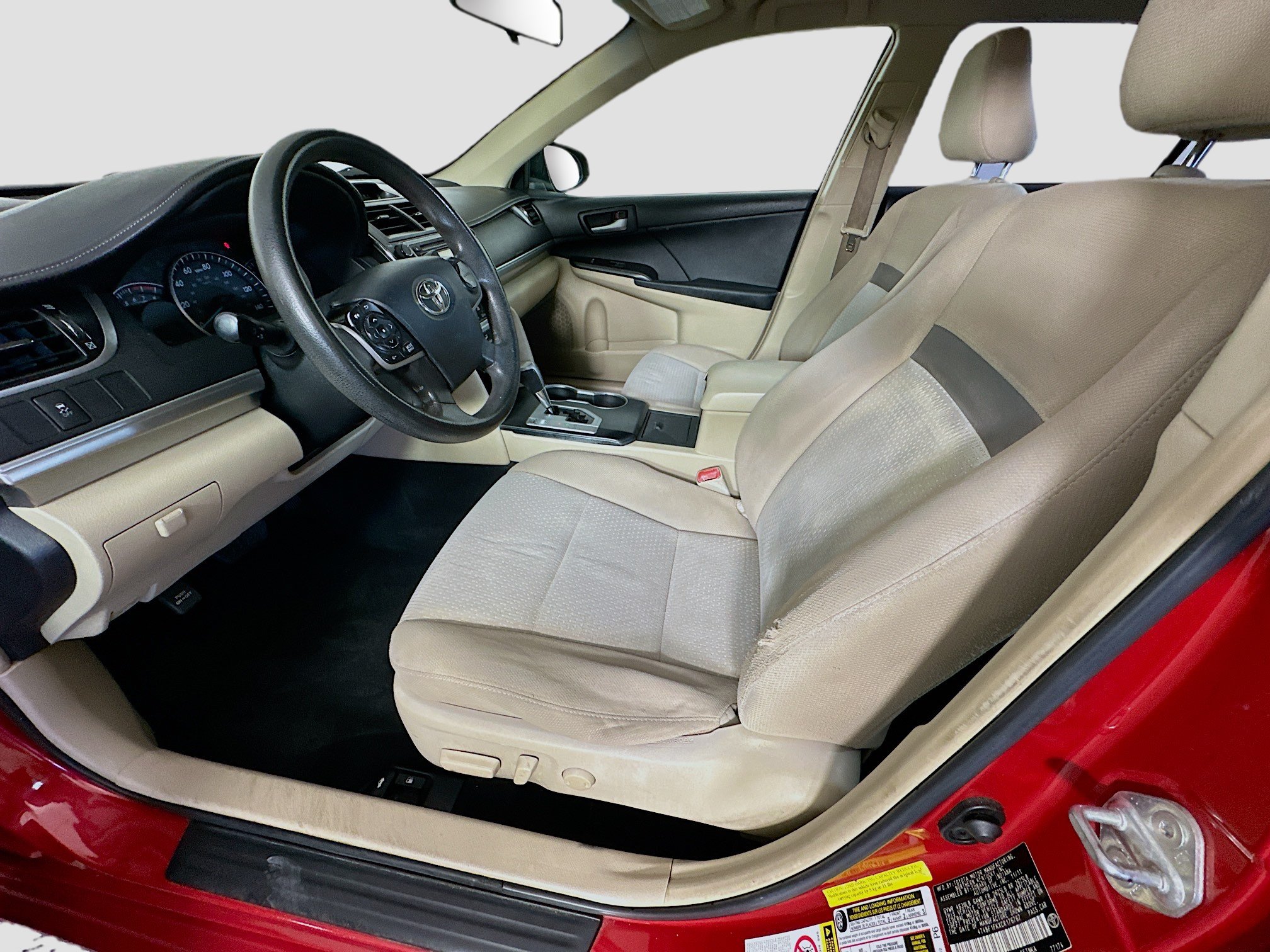 Used 2012 Toyota Camry LE FWD image 13