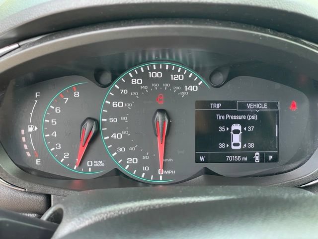 Used 2019 Chevrolet Trax LT w/ LT Convenience Package AWD/4WD image 17
