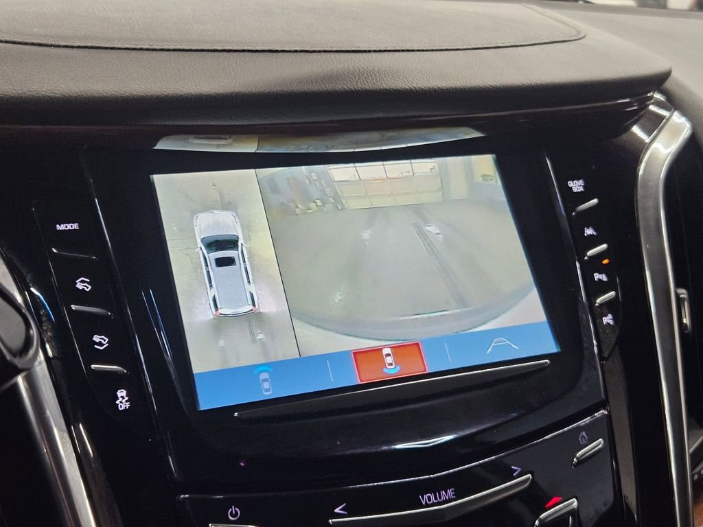 Used 2018 Cadillac Escalade Premium Luxury image 21