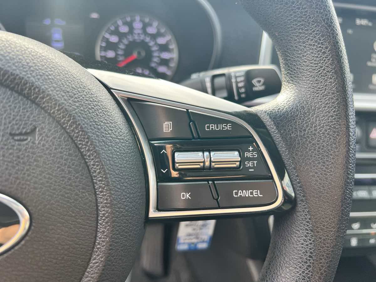 Used 2020 Kia Optima LX image 11