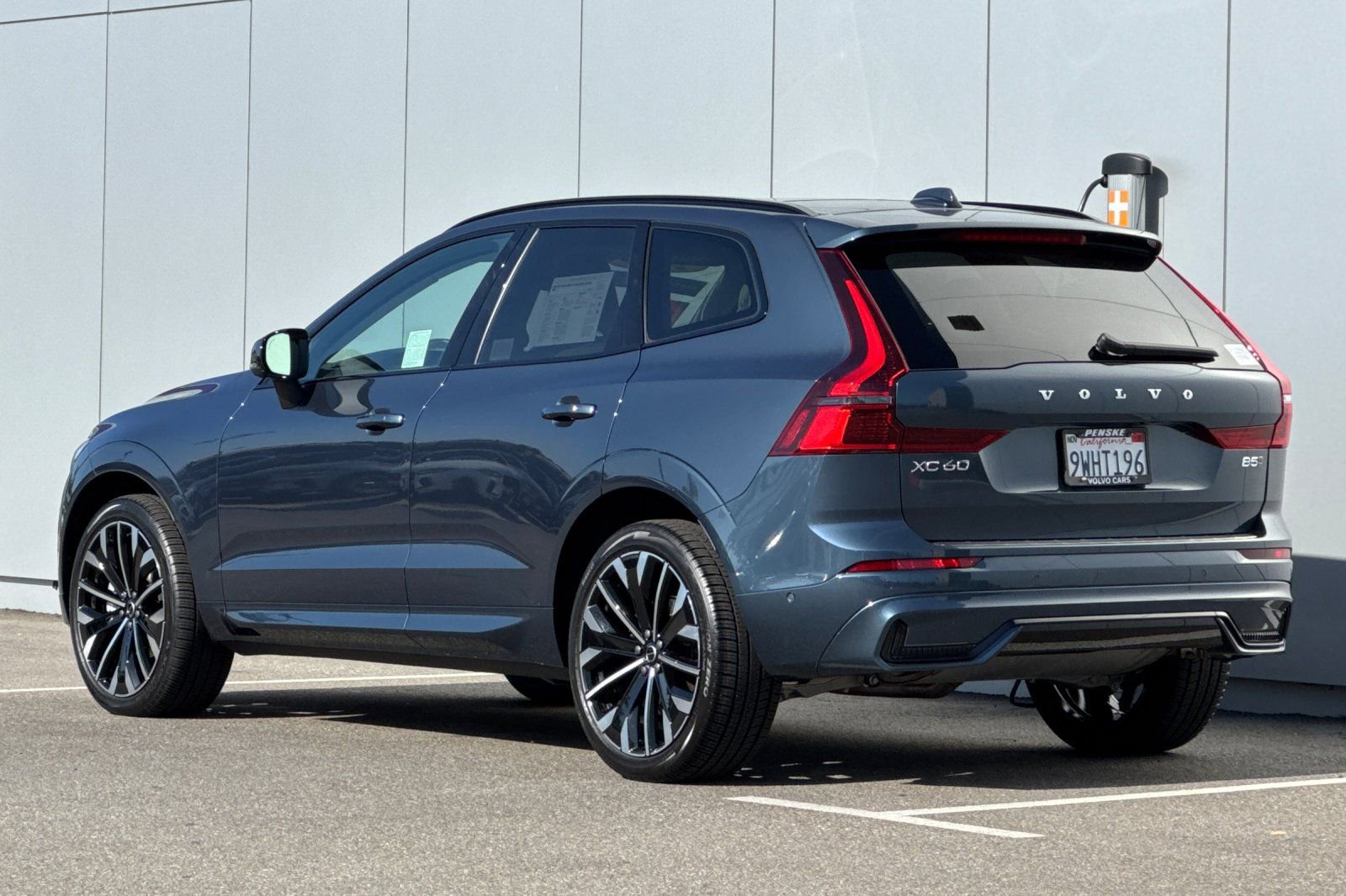 Certified 2026 Volvo XC60 B5 Ultra w/ Protection Package Premier AWD/4WD image 3