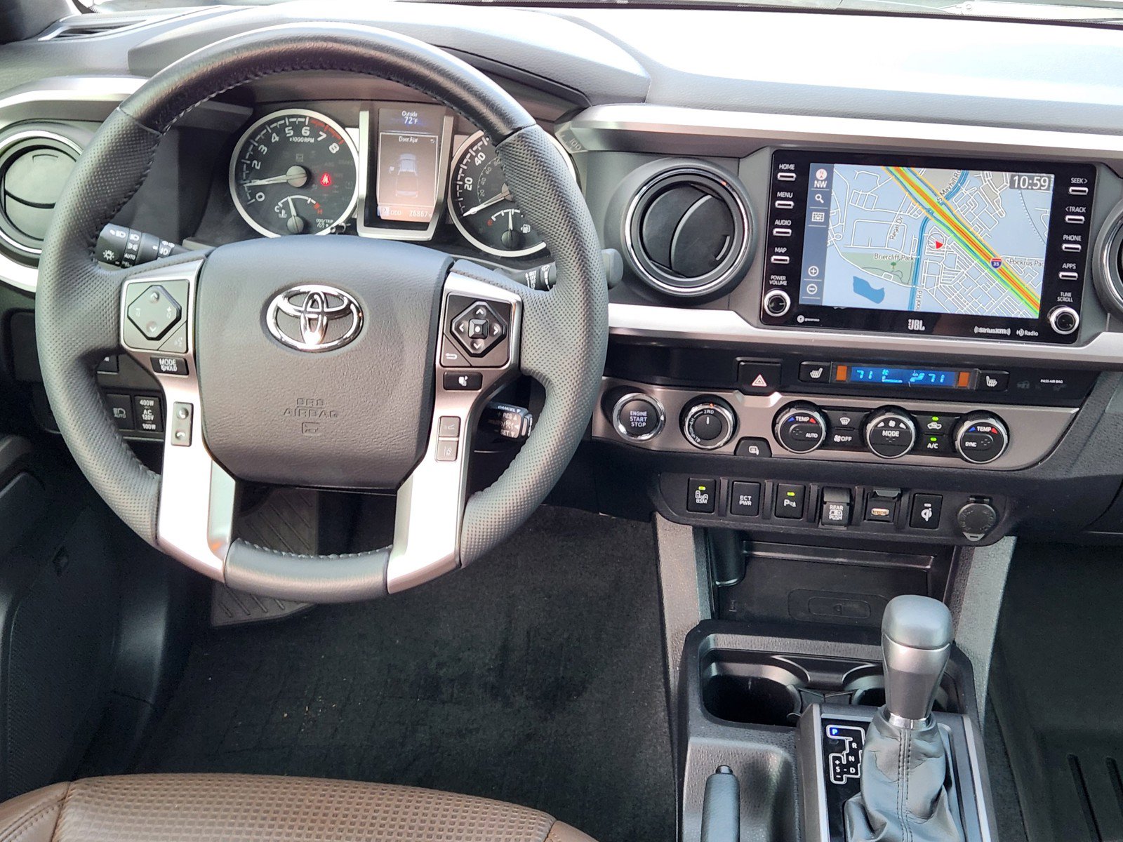 Used 2023 Toyota Tacoma Limited AWD/4WD image 10