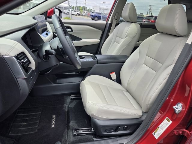 Certified 2024 Nissan Rogue SL w/ SL Premium Package FWD image 9
