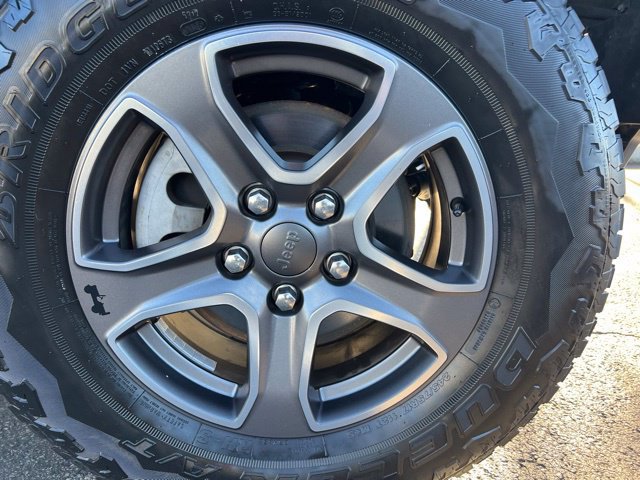 Used 2018 Jeep Wrangler Sport AWD/4WD image 27