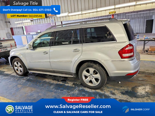 Used 2011 Mercedes-Benz GL 450 4MATIC image 3