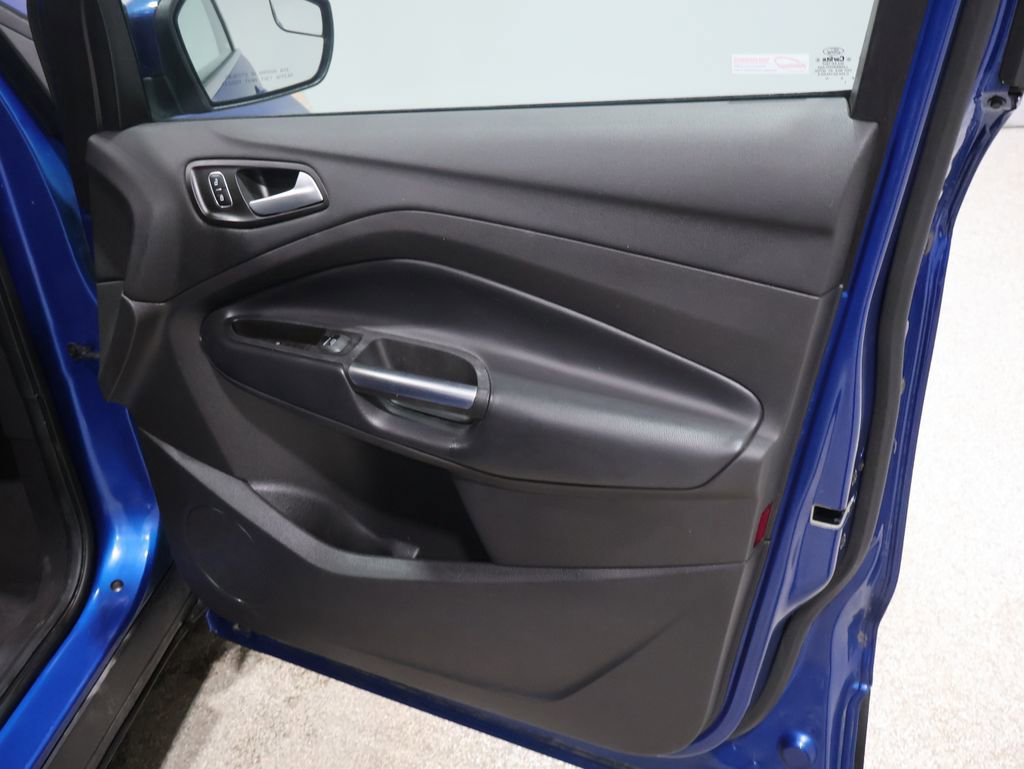 Used 2019 Ford Escape SE image 24