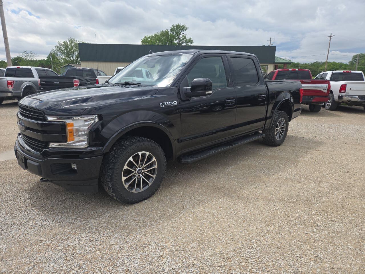Used 2020 Ford F150 Lariat AWD/4WD image 4