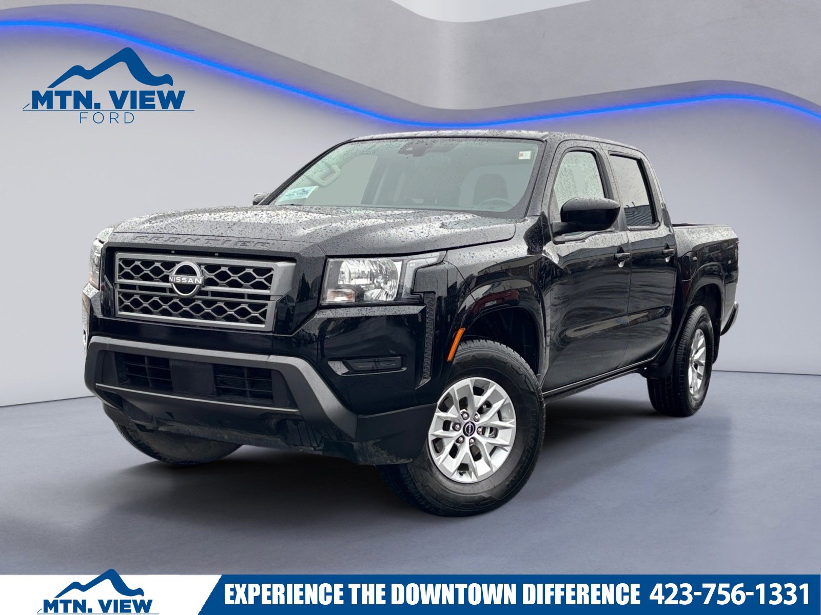 Used 2024 Nissan Frontier SV image 1