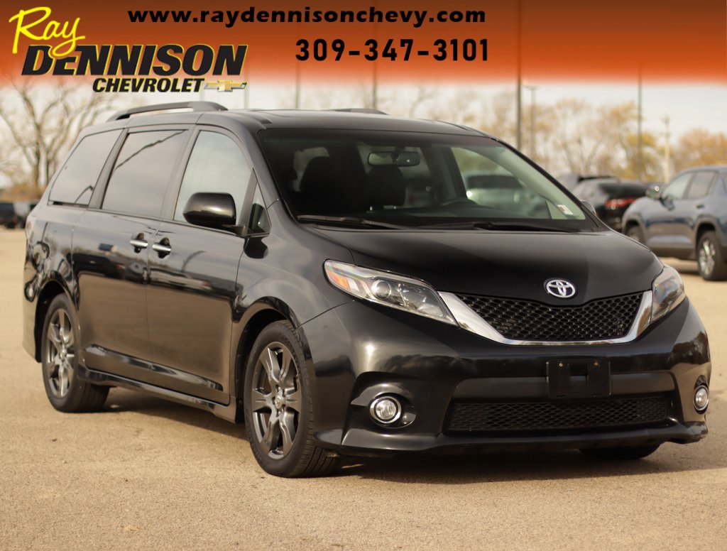 Used 2017 Toyota Sienna SE