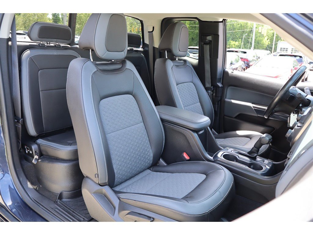 Used 2018 Chevrolet Colorado Z71 w/ Centennial Edition AWD/4WD image 12